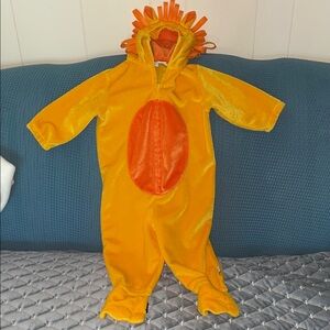 2nd Step size 18 mos one-piece yellow/orange plush lion costume